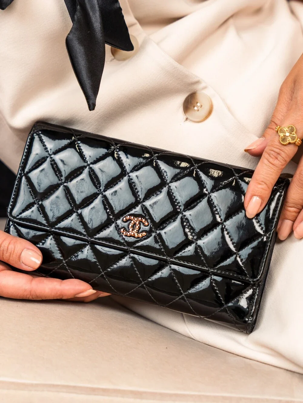 🖤CHANEL Authentic Black Quilted Patent Leather Clutch/Wallet🖤